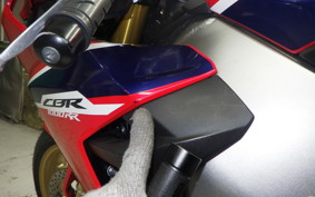 HONDA CBR1000RR GEN 3 SPECIAL 2017 SC77