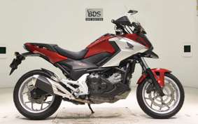 HONDA NC750X A 2016 RC90