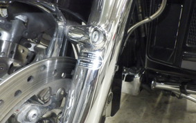 HARLEY FLHXSE 1800CVO 2015