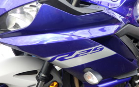 YAMAHA YZF-R25 A
