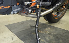 KTM 690 SUPERMOTO R 2009