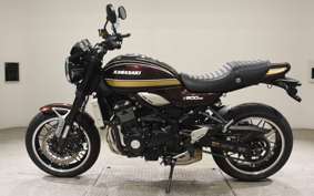 KAWASAKI Z900RS 2025 ZR900K
