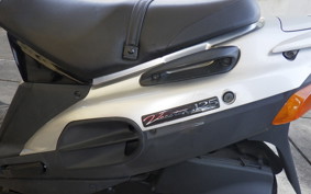 SUZUKI VECSTAR 125 CF42A