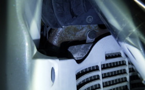 SUZUKI SKYWAVE 250 (Burgman 250)