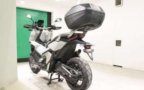 HONDA X-ADV 750 2022 RH10