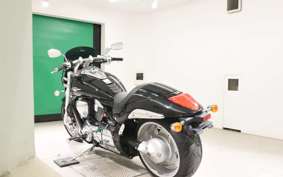 SUZUKI ﾌﾞﾙｰﾊﾞｰﾄﾞM109R 2016