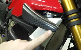 DUCATI STREETFIGHTER V4 S 2021