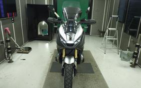 HONDA X-ADV 750 2018 RC95