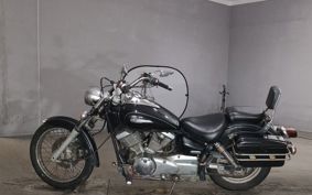 YAMAHA DRAGSTAR 250 VG02J