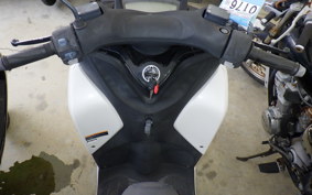 YAMAHA TRICITY 125 SE82J