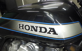 HONDA CB750F B 1982 RC04