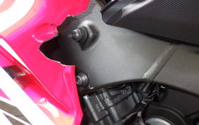 YAMAHA YZF-R9 2025 RNA3J