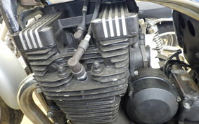 YAMAHA XJ750 E 5G8
