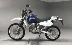 SUZUKI DJEBEL250XC SJ45A