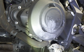 TRIUMPH STREET TRIPLE R 2011