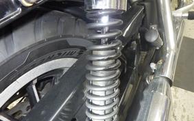 HARLEY XL883R 2005
