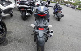 SUZUKI GIXXER 250 ED22Y