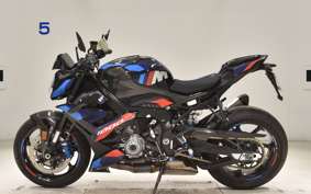 BMW M1000R 2023