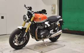 TRIUMPH SPEED ​​TWIN 1200 RS 2025