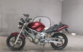 HONDA VTR 250 MC33
