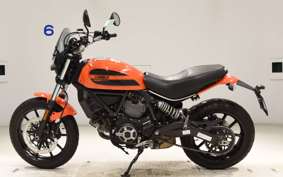 DUCATI SCRAMBLER SIXTY2 2016