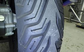 YAMAHA N-MAX 155 A 2022 SG50J