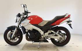 SUZUKI GSR600 2008