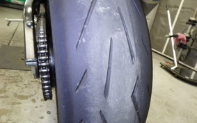 YAMAHA YZF-R1 2003