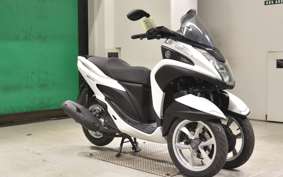 YAMAHA TRICITY 125 1999 SE82J