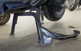 HONDA FORZA 1999 MF06