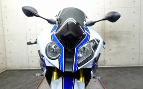 BMW HP4 2014 0D01