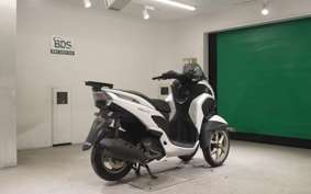 YAMAHA TRICITY 125 2005 SE82J