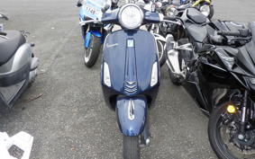 VESPA PRIMAVERA 50