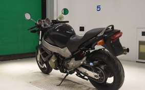 HONDA X11 2000 SC42
