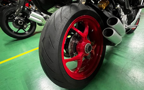 DUCATI SUPER SPORT S 2017 VA01