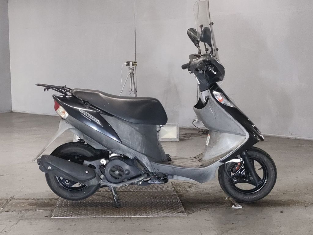 Фото Suzuki ADDRESS V125 с японского аукциона