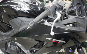 HONDA CBR250R GEN 3 2013 MC41