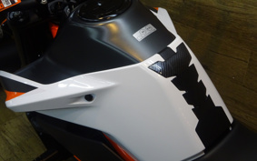 KTM 890 DUKE R 2021 TU940