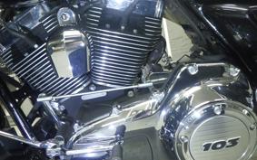 HARLEY FLHX 1690 2013