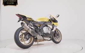 YAMAHA YZF-R1 2018