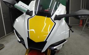 YAMAHA YZF-R1 2024
