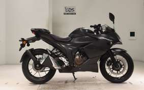 SUZUKI ジクサー250SF