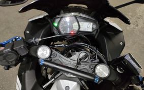 YAMAHA YZF-R25 RG10J