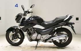 SUZUKI GSR250 2019