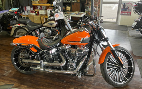 HARLEY FXBR 2023 YEZ
