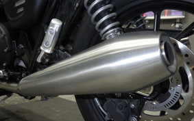 TRIUMPH STREET TWIN 2022