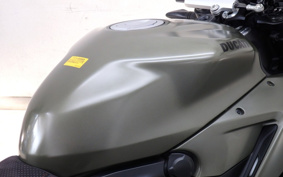 DUCATI STREET FIGHTER V2 2023 3F00
