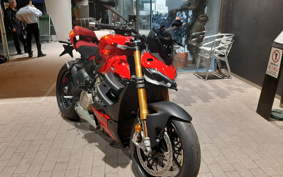 DUCATI  DUCATI  STREET  FIGHTER V4S 2024 4F00
