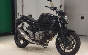 SUZUKI ｸﾞﾗﾃﾞｨｳｽ400 2012 VK58A