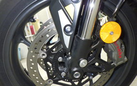 TRIUMPH STREET TRIPLE RS 2024